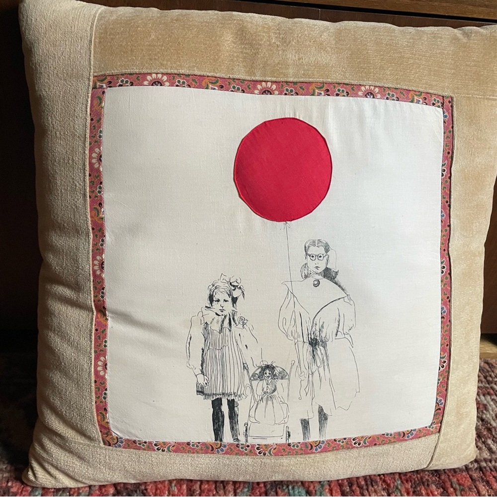 Edward Gorey Pillow Decor Red Balloon rare vintage 1970’s - Picture 1 of 4